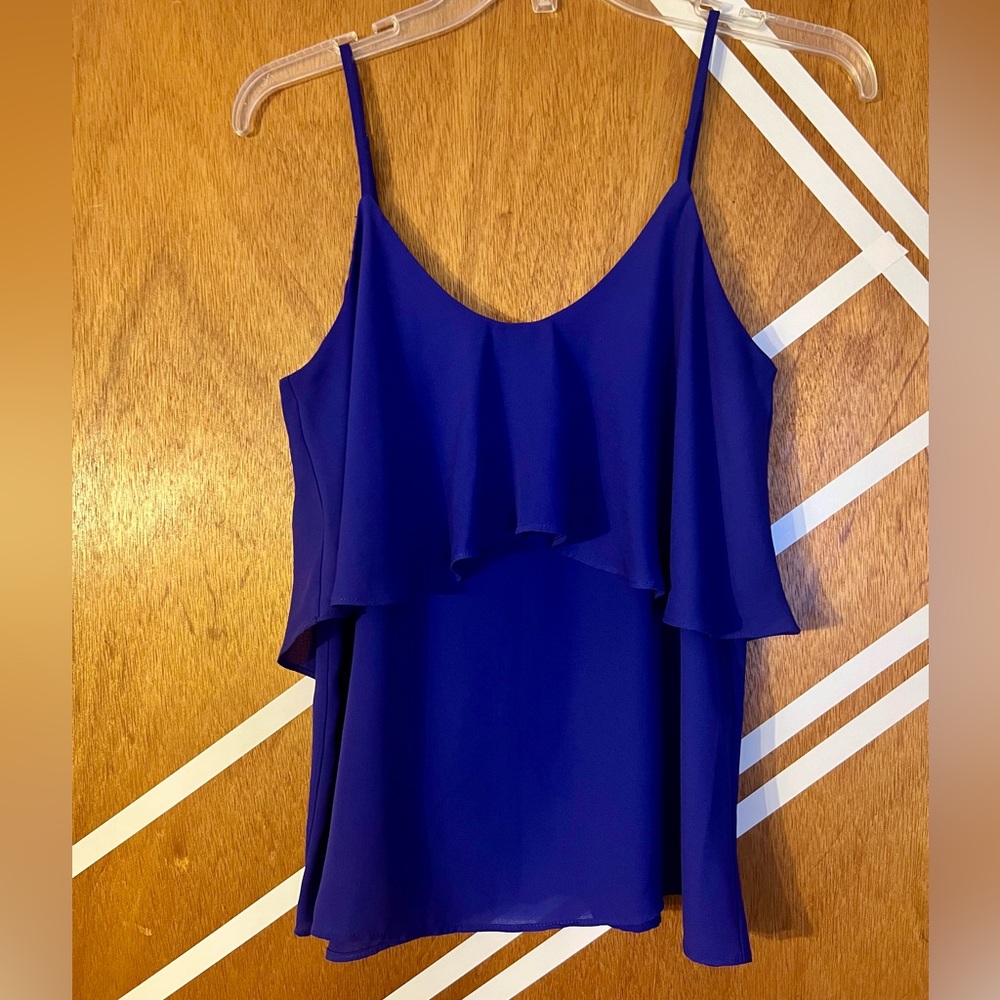 Like new flowy purple blouse with adjustable straps